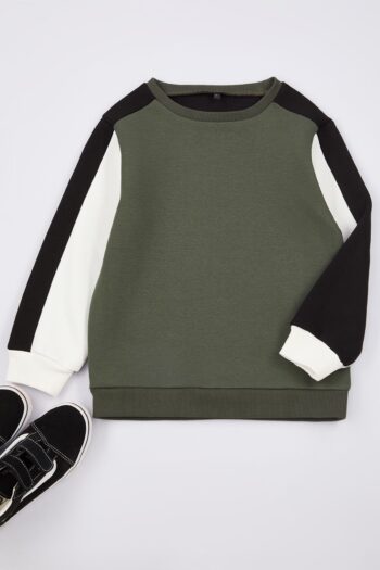 TRENDYOLKIDS Khaki Boys' Color Block Knit Sweatshirt TKDAW25SW00037