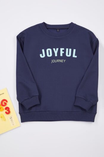 TRENDYOLKIDS Navy Blue Boy's Slogan Printed Crew Neck Knitted Sweatshirt TKDAW25SW00031