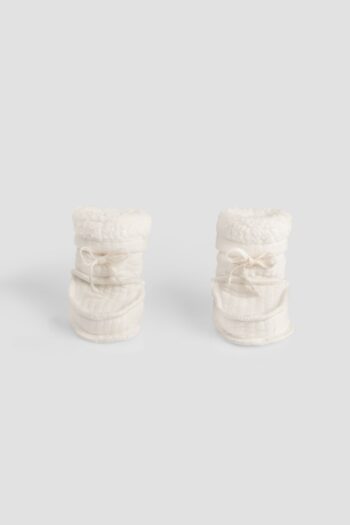Wellsoft Quilted Cream Baby Booties