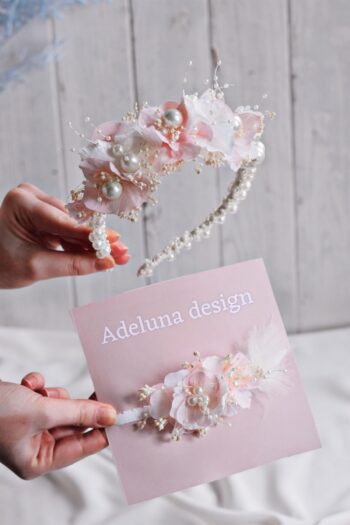 Design Pink Floral Pearl Crown Set for New Mother and Baby