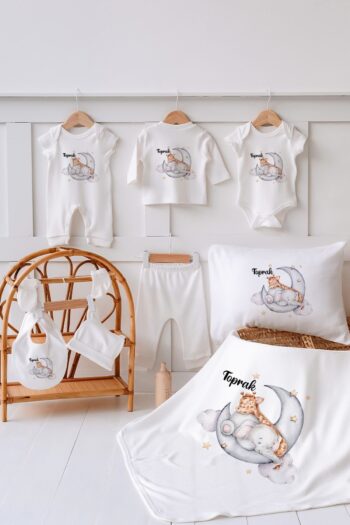 Lilabio 100% Organic Custom Name Summer Baby Gift Set - 10 Pieces Elephant & Giraffe