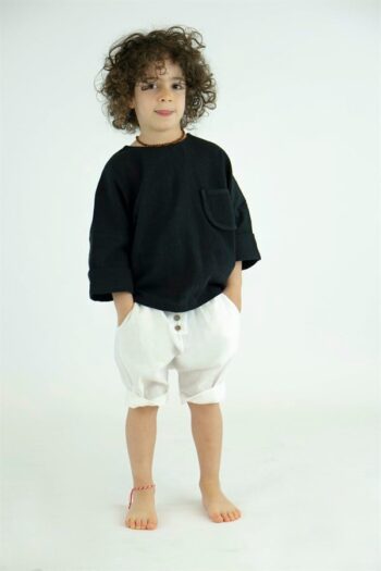 Cream Şile Fabric Shorts + Black Şile Fabric Shirt