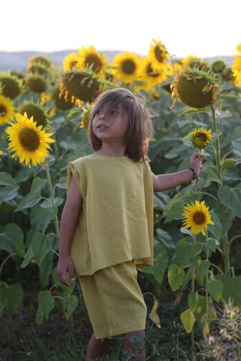 SOHO Olive Green Sleeveless Blouse + Bermuda Shorts