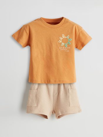 LCW baby Orange Printed Boy's Baby T-Shirt and Shorts Set of 2