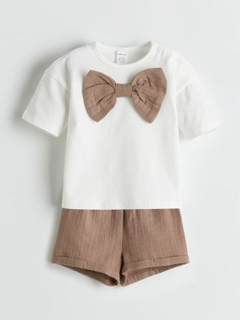 LCW Kids                                                                                              Ivory Ribbon Detail Girl's T-Shirt and Shorts Set 2-piece
