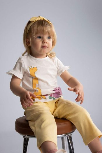 3-Piece Set for Baby Girls: Ribbed Jersey Printed Short-Sleeve T-Shirt, Elastic Waist Pants, and Headband