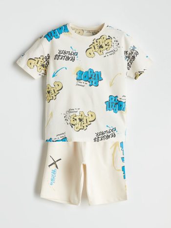 LCW Kids                                             Printed Bej Boys' T-Shirt and Shorts Set (2 pieces)
