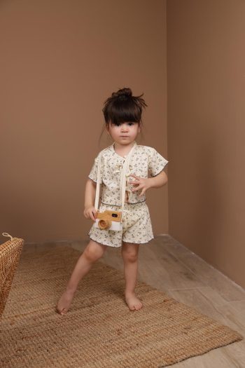 Laced Leaf Pattern Girls' Shorts Set