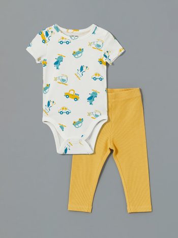 LCW Baby Cream Boy Baby T-Shirt and Leggings Set (2 Pieces)