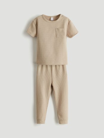 LCW Baby Beige Pocket Boy's T-Shirt and Pants Set (2 Pieces)