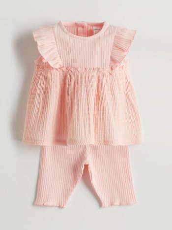 LCW Baby Pink Crew Neck Baby Girl Blouse and Leggings Set (2 Pieces)