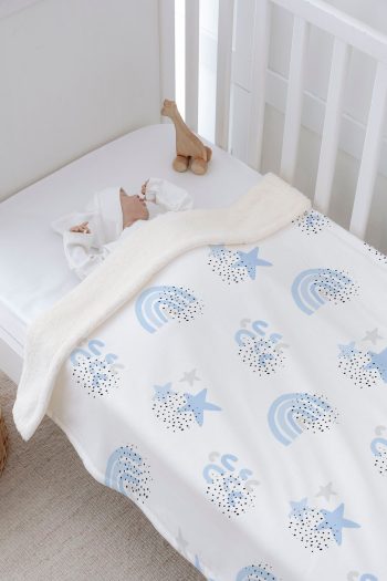Tuğba Kuğu Plush Double-Sided Blanket - Blue Star and Rainbow