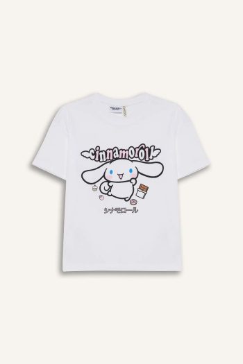Girls' Hello Kitty Relaxed Fit Crew Neck Short Sleeve T-Shirt