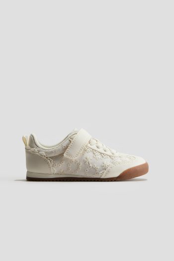 Lace Detail Sports Shoes