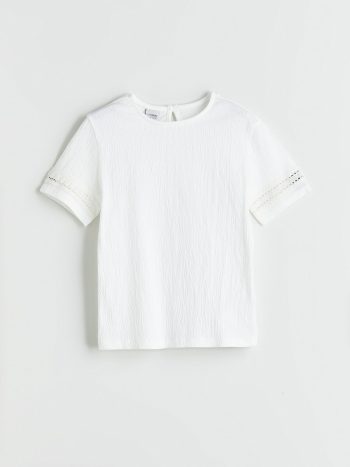 LCW Kids                                                                                              Ecru Round Neck Lace Detailed Girl's T-Shirt