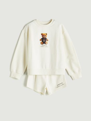 LCW Kids                                                                                         Cream Crew Neck Girls' Sweatshirt and Shorts