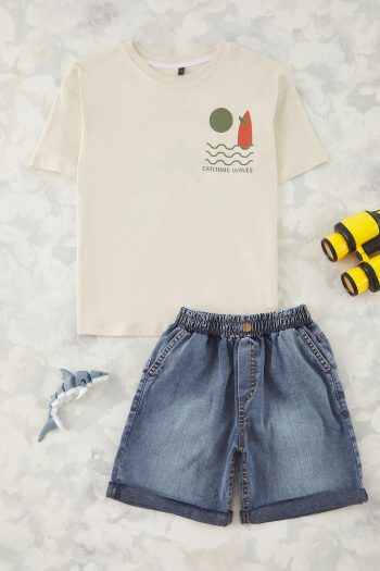 Trendyolmilla Kids Beige Boy's %100 Cotton Printed T-Shirt and Shorts Knit Set TKDSS25AU00087