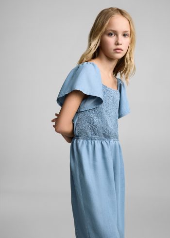 Long jumpsuit with a collar