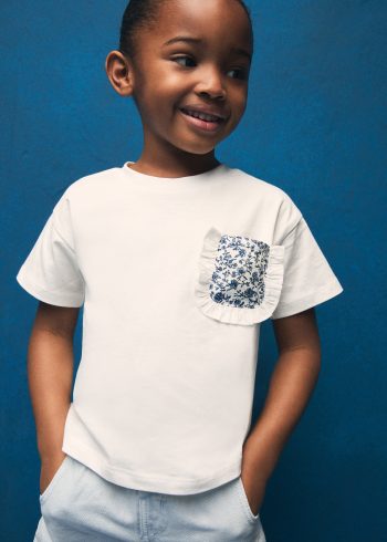 Shirt with pockets