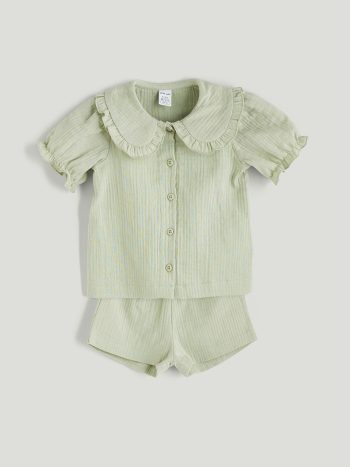 LCW Baby Green Peter Pan Collar Girl Baby Shirt and Shorts Set (2 Pieces)