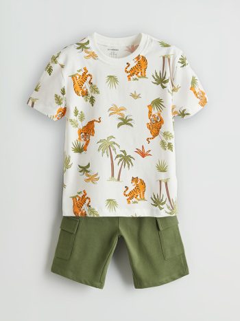 LCW Kids                                                                                      Off-White Printed Boys' T-Shirt and Shorts Set 2 Pieces