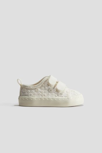 COTTON SPORTS SHOES