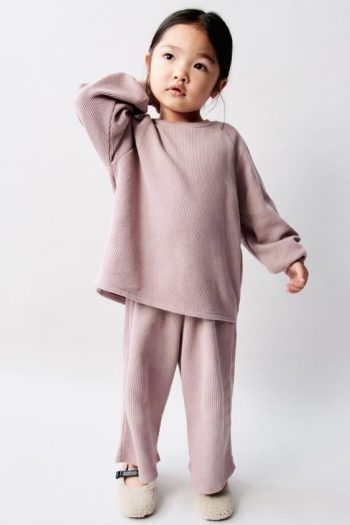 Girl's Cotton Seersucker Sweatshirt Wide Leg Top-Bottom Set - Comfortable Fit