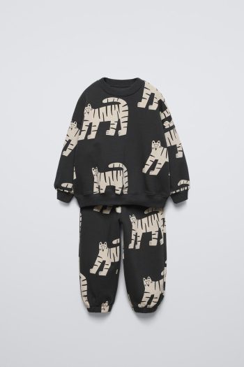 Boys Cotton Black Tiger Patterned Sweatshirt Tracksuit Set for Winter