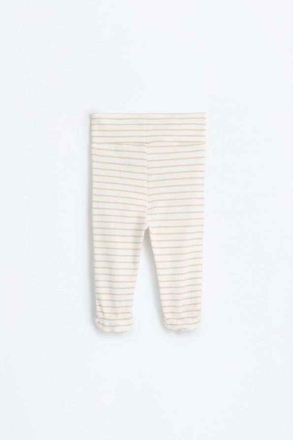 Three-Piece Bodysuit, Footed Leggings and Hat Set