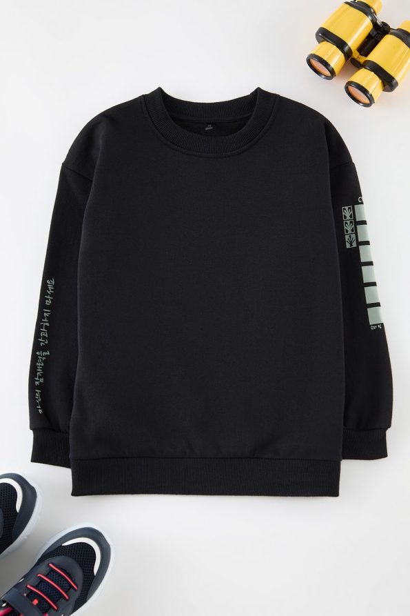 Trendyolmilla Kids Black Boys Printed Long Sleeve Crew Neck Sweatshirt