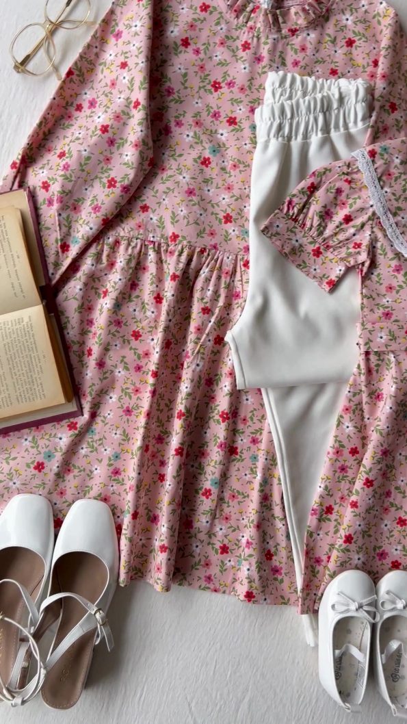 Little One Boutique Blush Mini Floral Ruffled Collar Poplin Tunic and Girls Dress