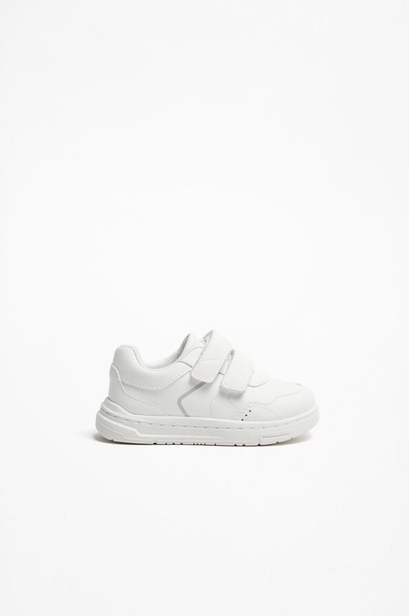 Comfortable Sports Shoes