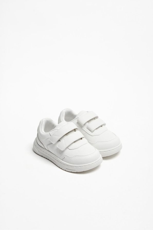 Comfortable Sports Shoes