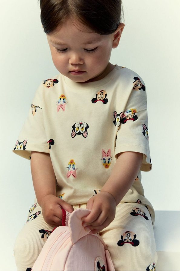H&M Printed Pattern T-Shirt