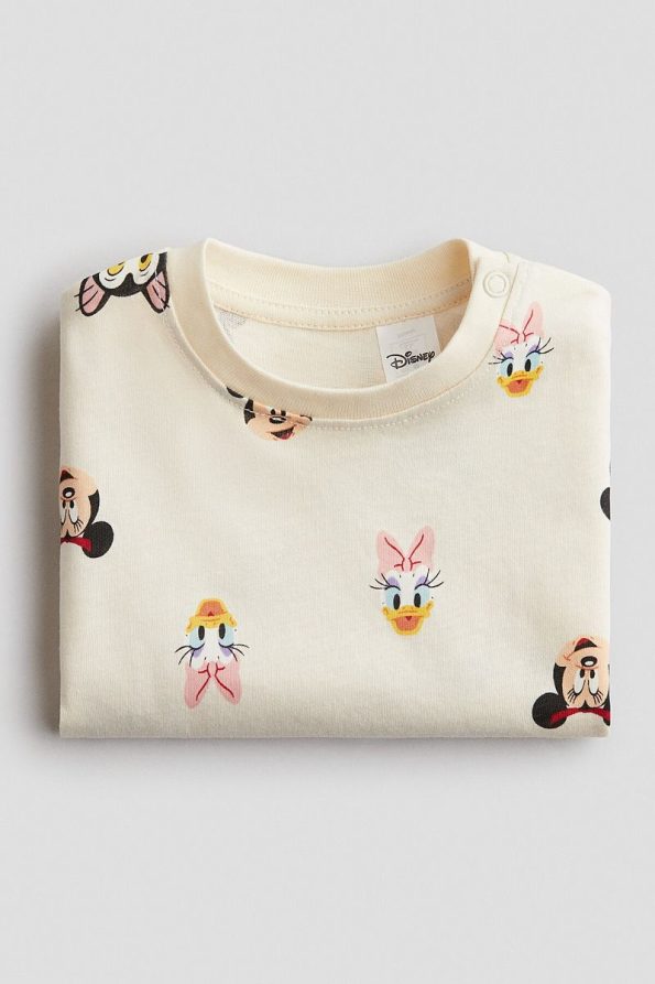 H&M Printed Pattern T-Shirt