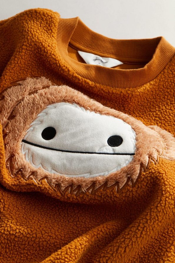 H&M Oversized Plush Sweatshirt