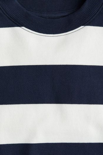 H&M Oversized Crew Neck Sweatshirt
