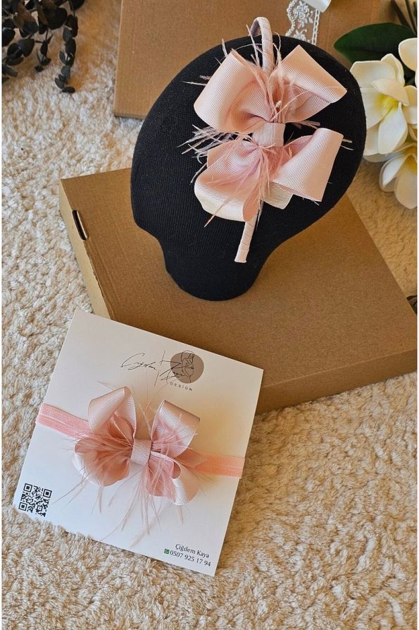 Colorful Little Ones Blush Pink Bow-Embellished Feathered Mother and Baby Crown Set