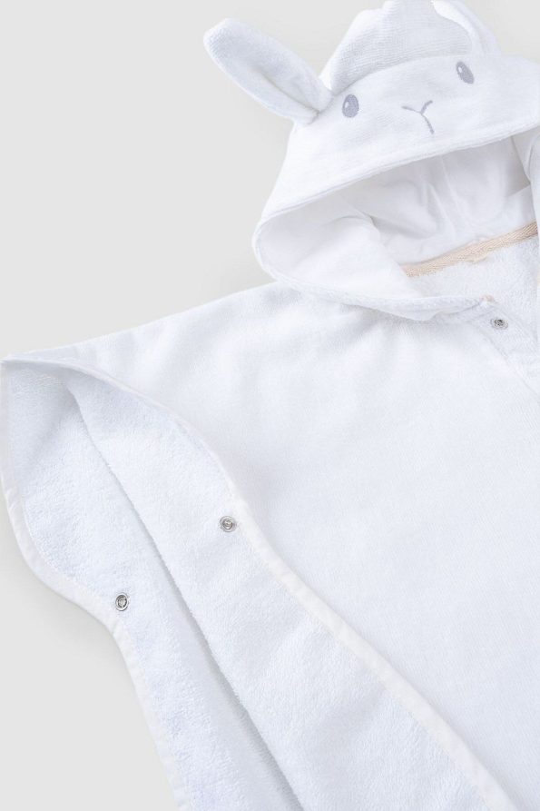 Little Gusto Organic Cotton Baby Lamb Towel White Poncho