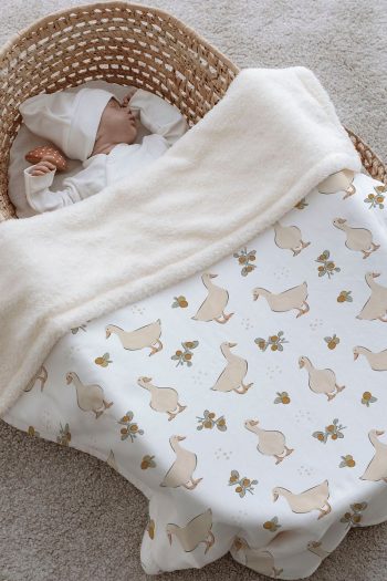Tuğba Swans Plush Reversible Blanket - Bohemian Duck
