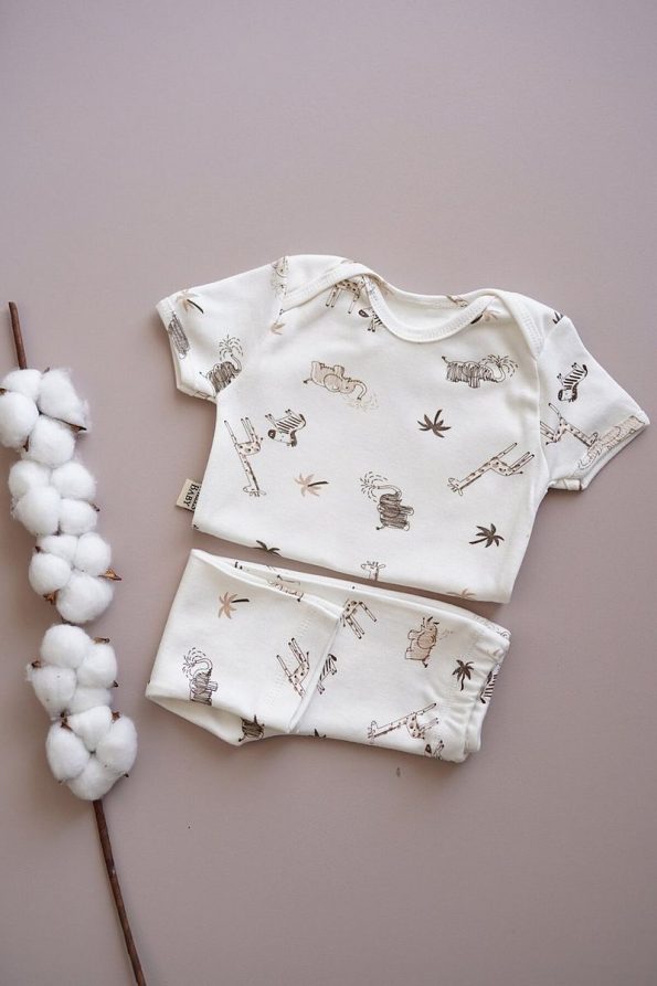 MELLS BABY Patterned Short Sleeve Baby Bodysuit and Snap Leggings Set