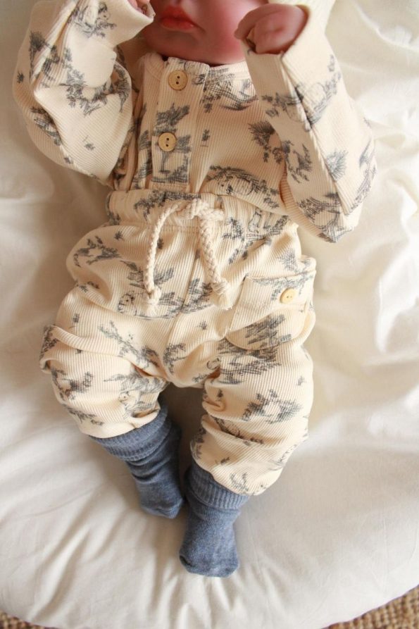 OhlalaKoala Rabbit Unisex Pocket Shoulder Button Top and Bottom Set