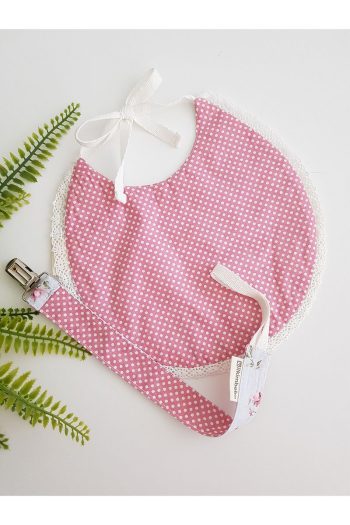 ilkimbebe Baby Bib and Pacifier Clip Set