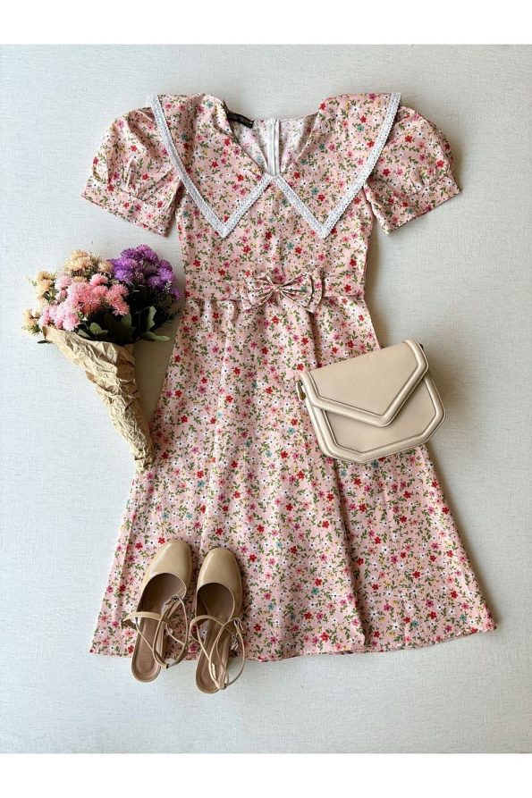 Kucugum Boutique Vintage Large Collar Powder Floral Flared Mother-Daughter Dress Set