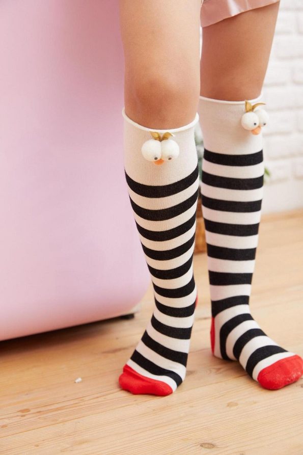Katia & Bony Girls' 3D Eye Knee-High Socks Cream