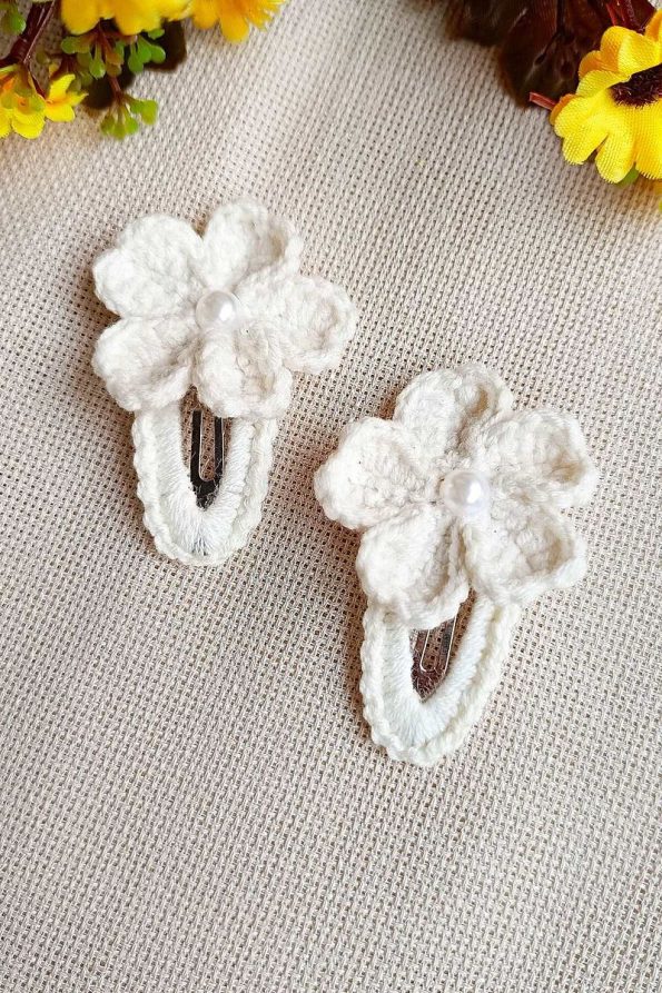D&D CONCEPT Floral Patterned Pearl Detail Snap Hair Clips Set for Kids