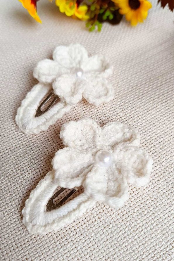 D&D CONCEPT Floral Patterned Pearl Detail Snap Hair Clips Set for Kids