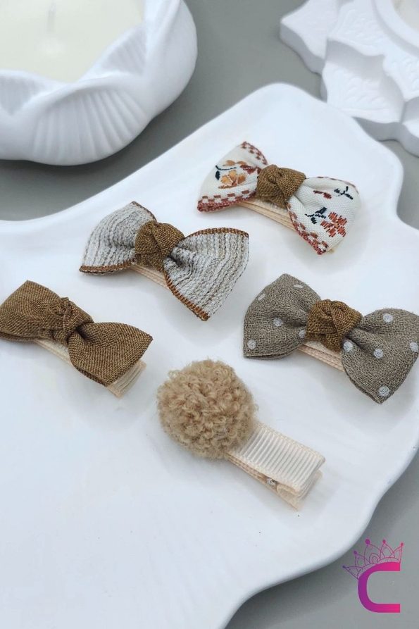 Cinderella 10-Piece Gift Set Baby Hair Clip Set in Brown Tones