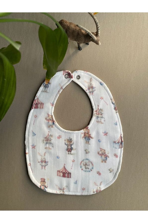 SNOWFLAKE Reversible Circus Print Muslin Bib