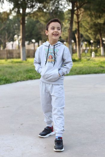 SINSER TEKS Kids Printed Hoodie with Kangaroo Pocket Unisex Tracksuit